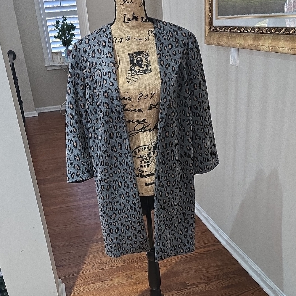 Nine West Gray Leopard Print Blazer
